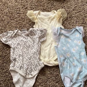 Onesies set of 3